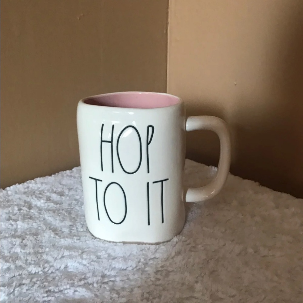 NWT Rae Dunn Hop To IT Mug Insides is Pink